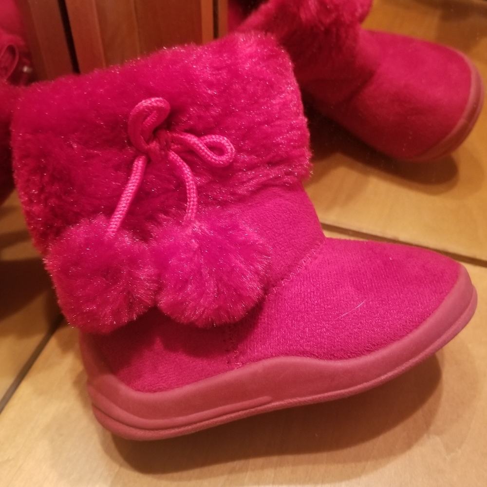 Little girl's pom pom boots